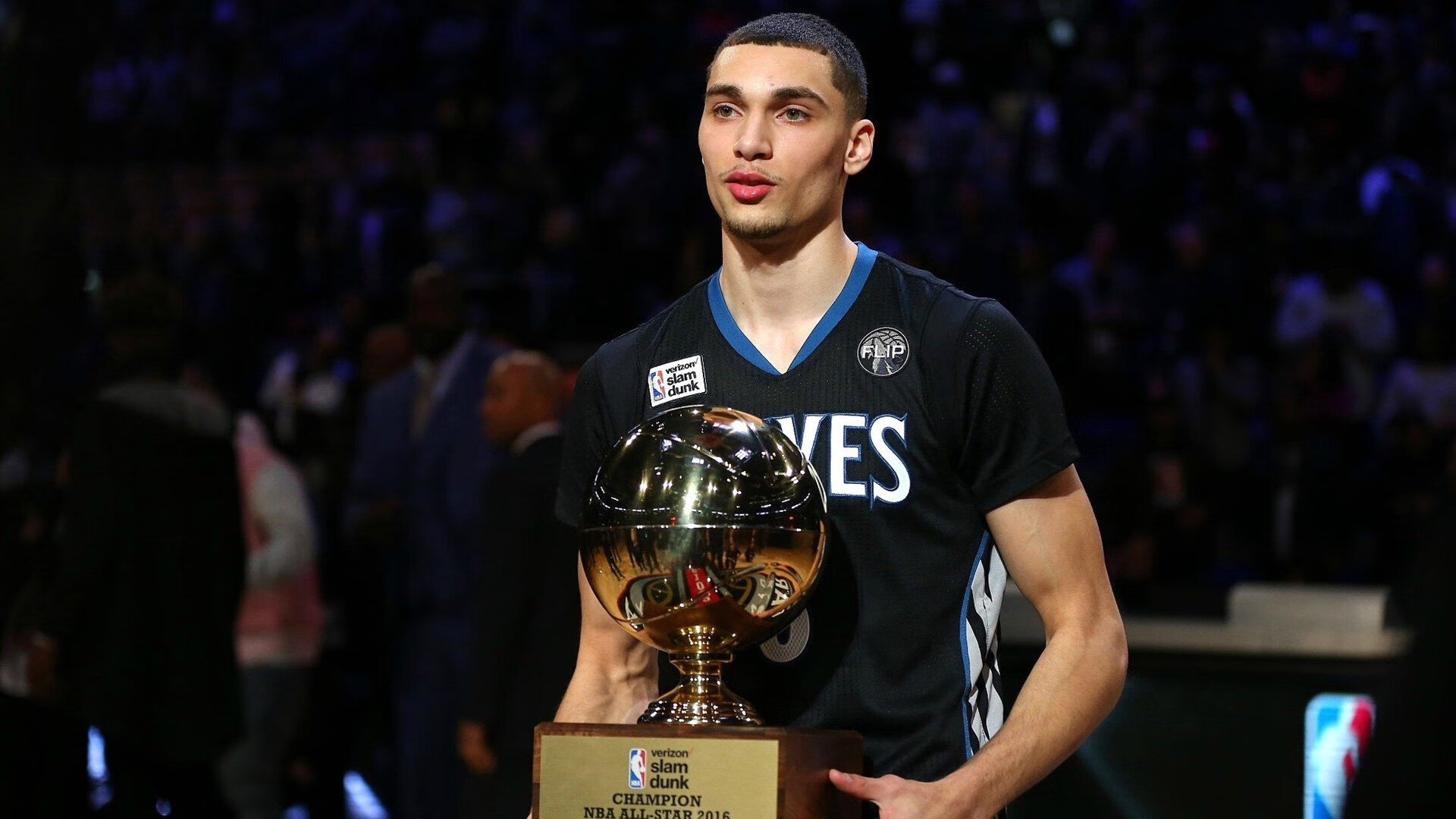 小花生给出赛季预测Knight无缘国一中讨论升温,小花生msi冠军