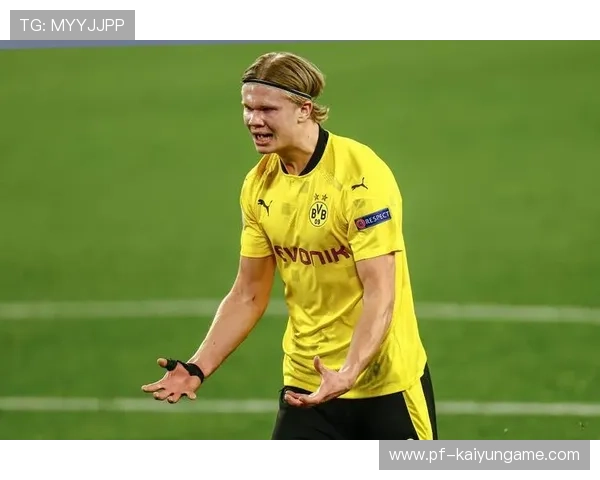 哈兰德身体优势充分展现